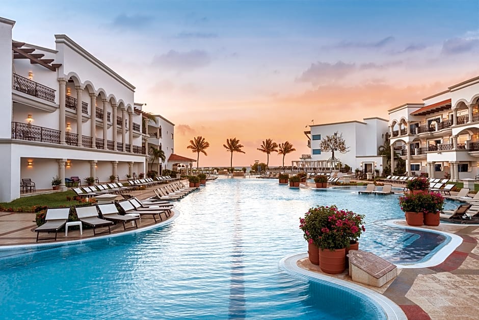 Hilton Playa del Carmen an All-Inclusive Adult Only Resort