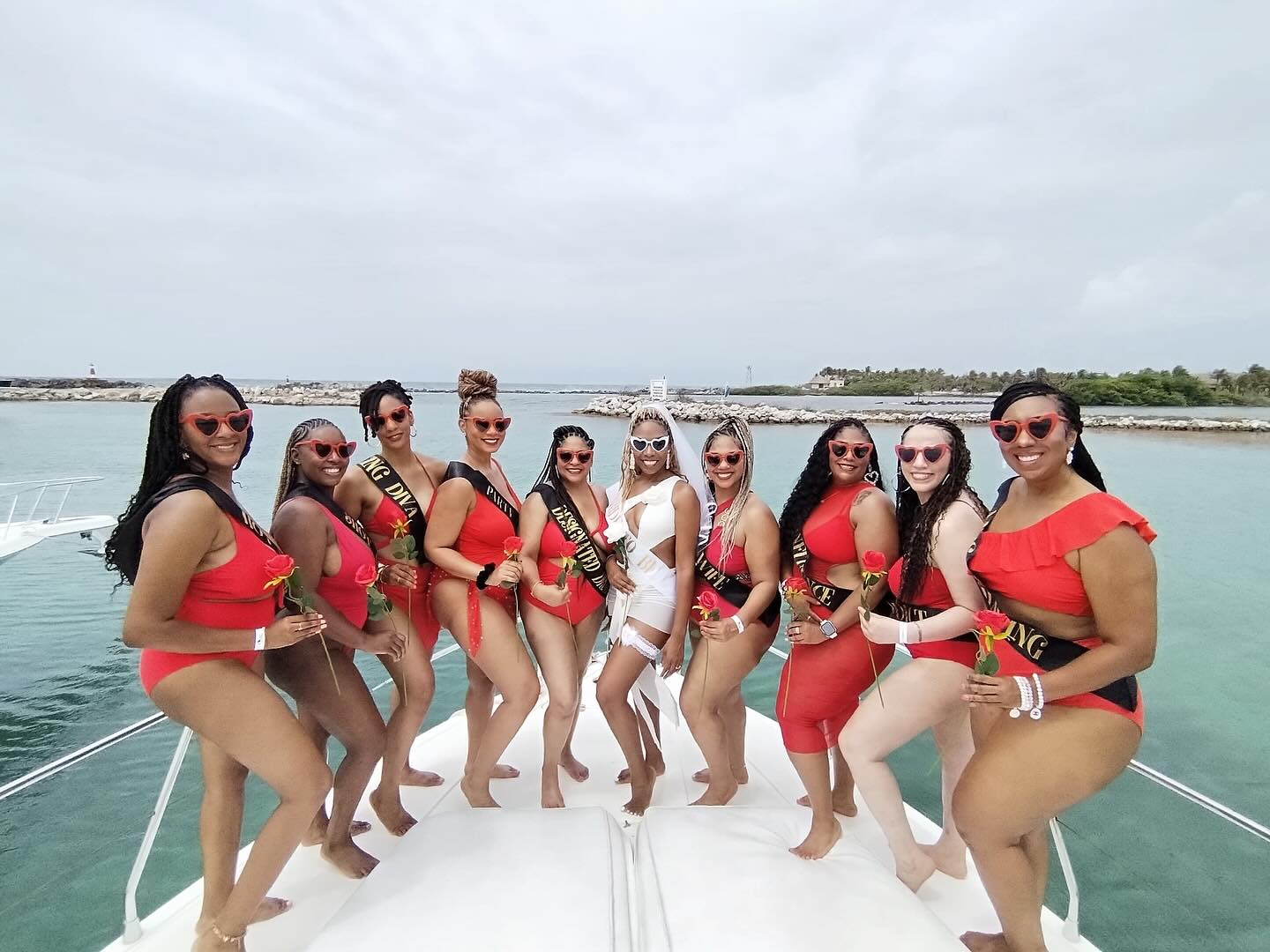 Affordable Yacht Rental on the Riviera Maya: Enjoy a High-End Experience for Your Dream Vacation